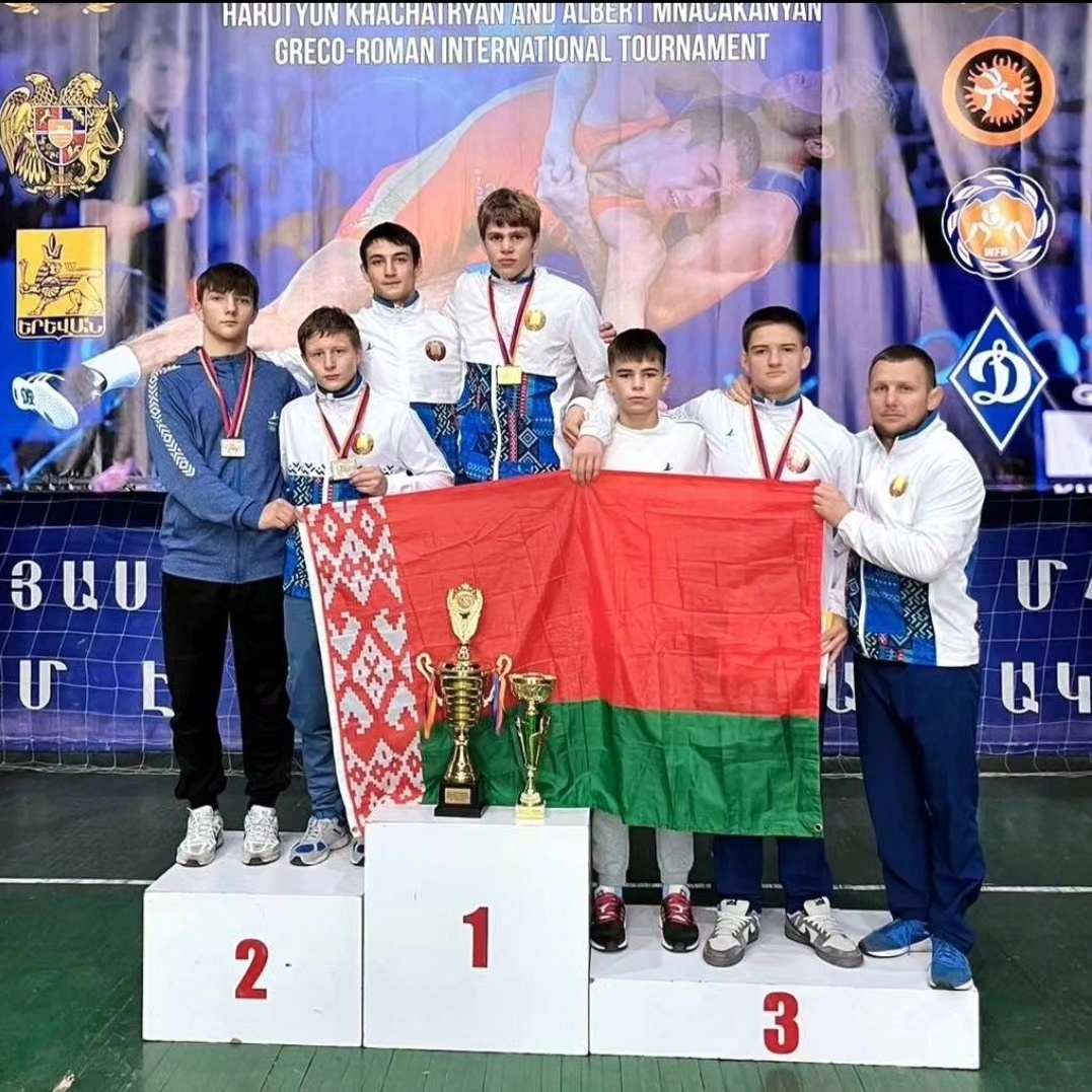 Международный турнир по греко-римской борьбе прошел в Ереване.